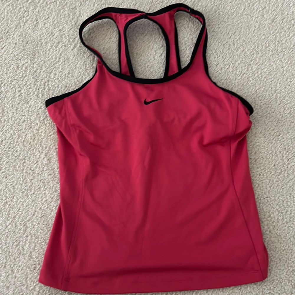 Women’s Medium Nike workout tank top